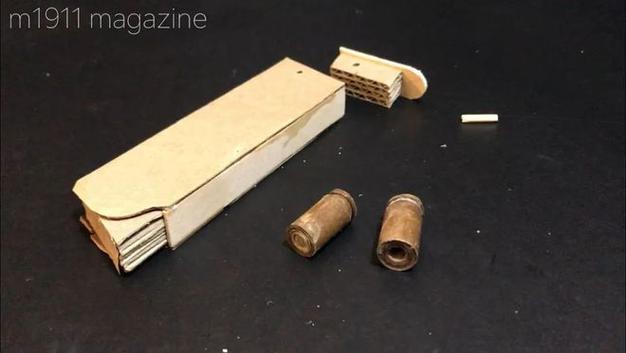 新门内部资料最快更新和旧玩具枪射出真子弹与