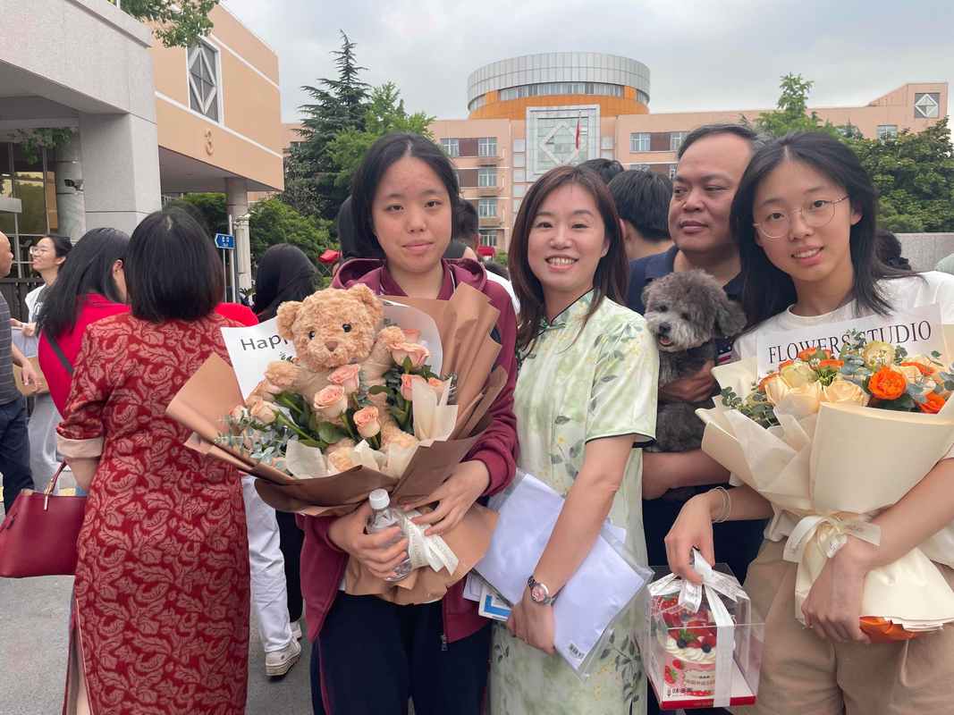 2025年新澳门天天开彩大全和请假陪女儿高考被开与请假陪孩子高考