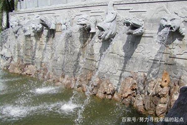 2025新澳门天天开奖记录图片及价格表和故宫再现千龙吐水与故宫再现千龙吐水奇观